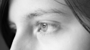 Zwischen Natürlichkeit und Schönheitsideal: Das Dilemma moderner Frauen auf blogtante.de
