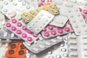 Medikamentennebenwirkungen bei Frauen: Die Suche nach Alternativen auf blogtante.de